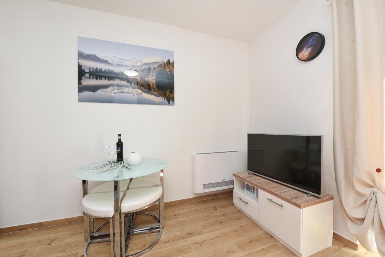 זאדאר Apartments Lecija מראה חיצוני תמונה