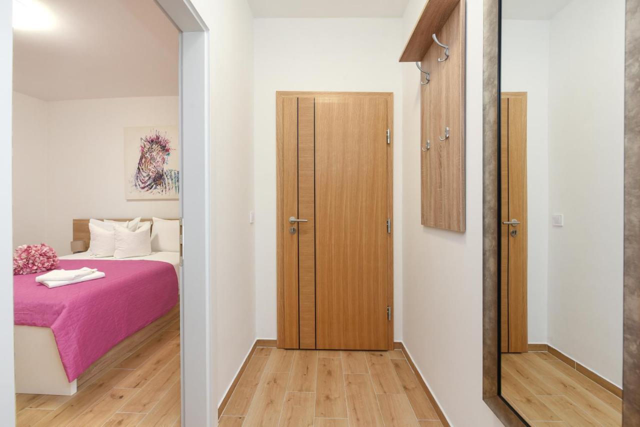 זאדאר Apartments Lecija מראה חיצוני תמונה